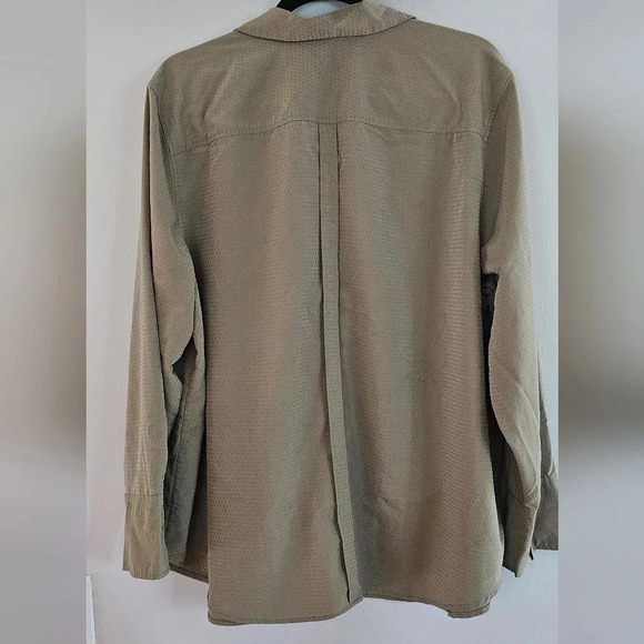 CHICO'S WOMEN SIZE  4 OLIVE GREEN SHIRT - Picture 3 of 8